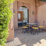 Serenity In La Palmeraie 2Br Apartment